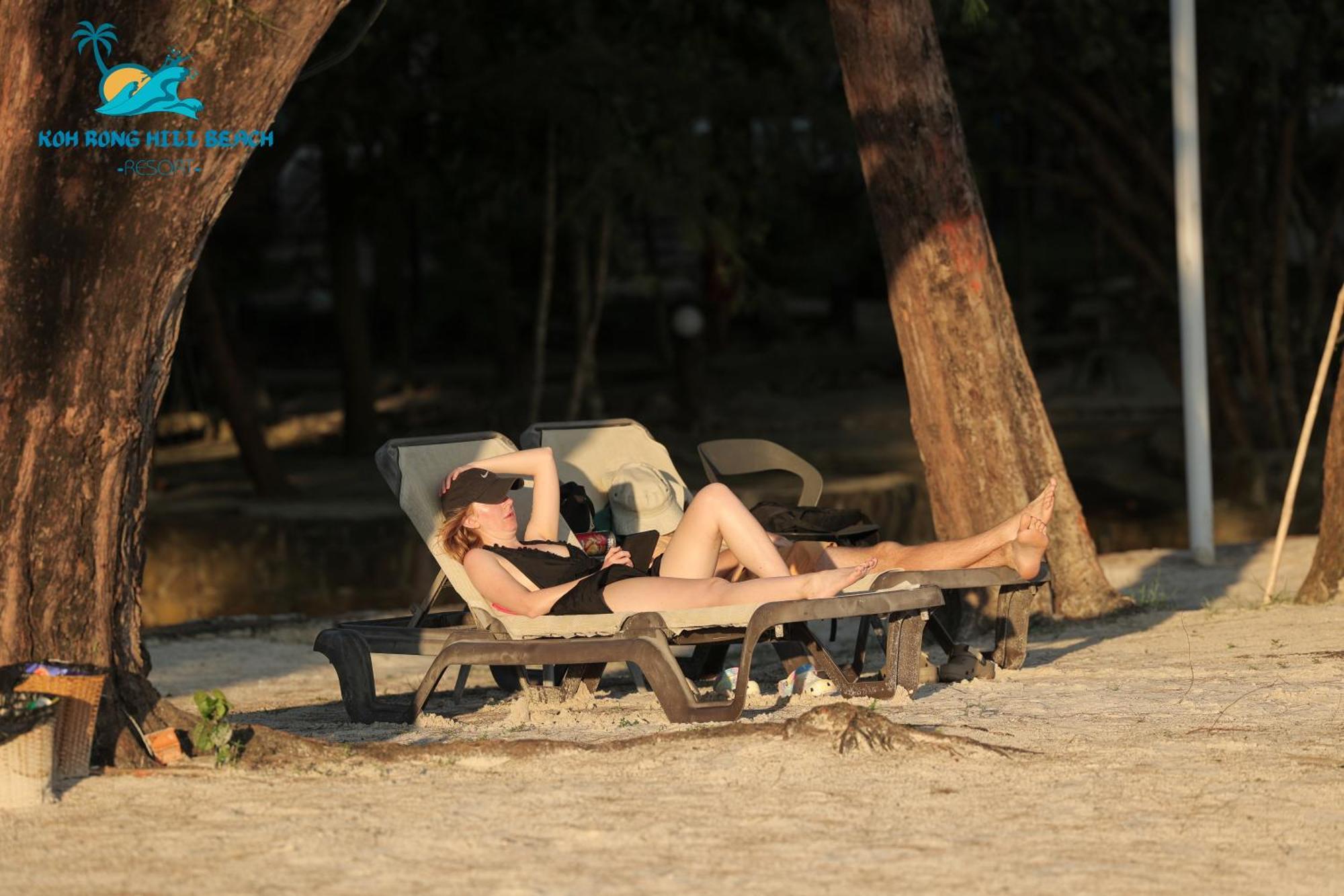 Koh Rong Hill Beach Resort Derm Tkov Village Екстер'єр фото