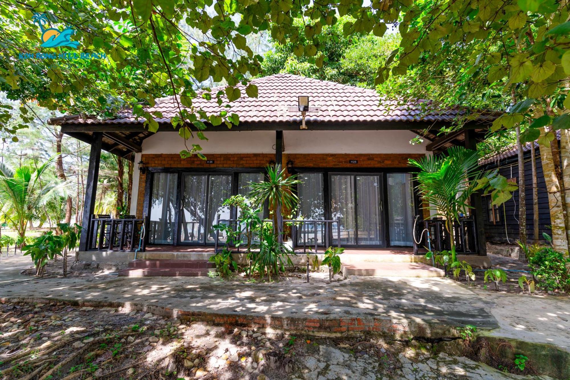 Koh Rong Hill Beach Resort Derm Tkov Village Екстер'єр фото
