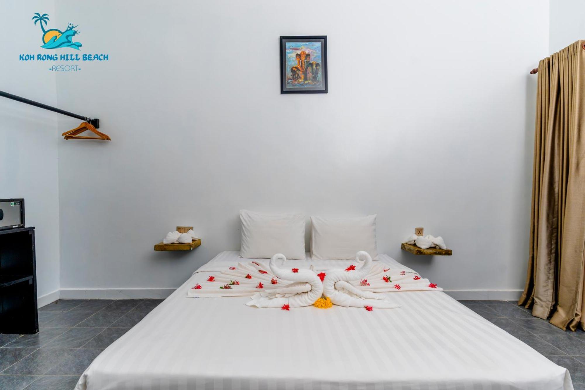 Koh Rong Hill Beach Resort Derm Tkov Village Екстер'єр фото